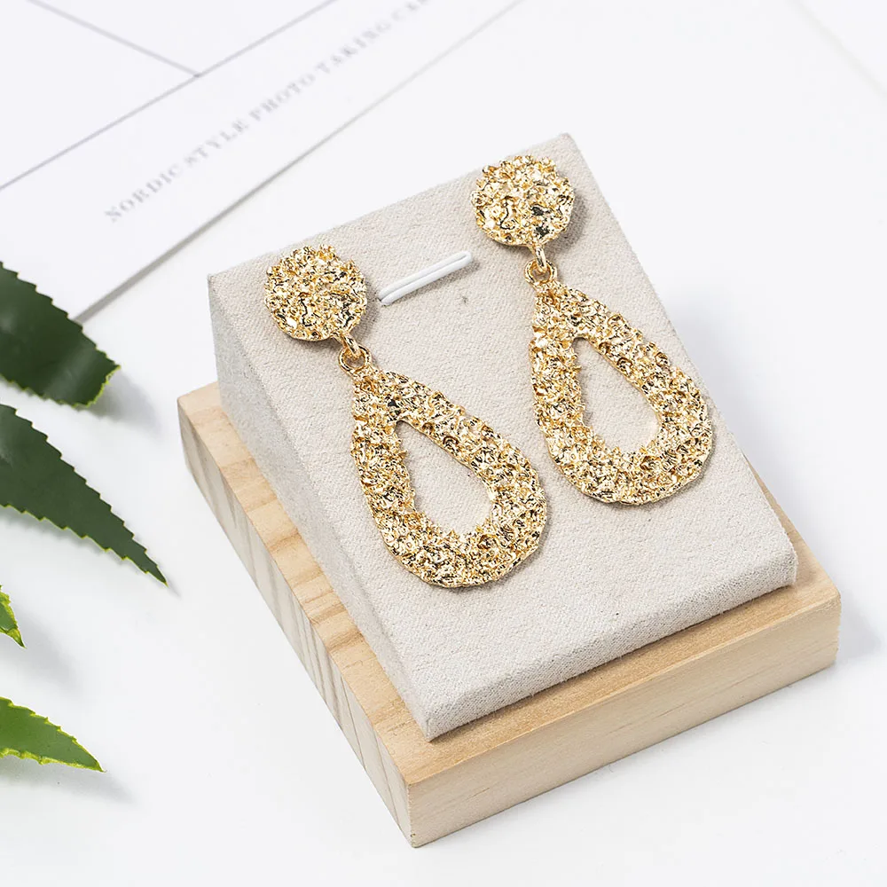 Simple Fashion Statement Earrings Big Geometric Earrings for Women Hanging Dangle Earrings Drop Earing Modern Jewelry
Simple Fashion Statement Earrings Big Geometric Earrings for Women Hanging Dangle Earrings Drop Earing Modern Jewelry