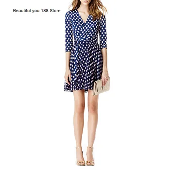 2020 spring new European and American polka dot blue bottom wrap dress short slim V-neck cropped sleeve dress for women Summer
2020 spring new European and American polka dot blue bottom wrap dress short slim V-neck cropped sleeve dress for women Summer