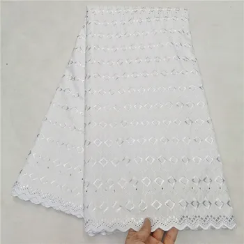 Withe African Lace Fabric 2020 Latest Nigerian Imitation Satin Lace Fabric. High Quality French Lace Fabric with Stones hl66-680
Withe African Lace Fabric 2020 Latest Nigerian Imitation Satin Lace Fabric. High Quality French Lace Fabric with Stones hl66-680