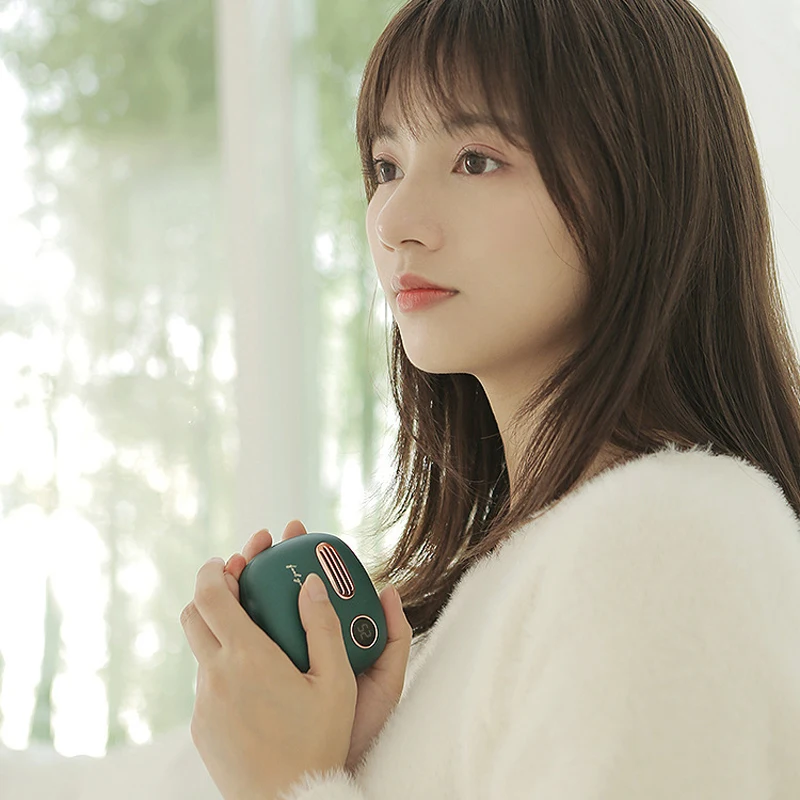 Mini Portable Hand Warmer and Power Bank 2 in 1 5000mah with LED Digital Display 52° Heating
Mini Portable Hand Warmer and Power Bank 2 in 1 5000mah with LED Digital Display 52° Heating