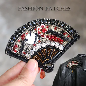 1pc beaded embroidered Patches for Clothing sew on rhinestone fan parches Appliques Decoration Badge parche
1pc beaded embroidered Patches for Clothing sew on rhinestone fan parches Appliques Decoration Badge parche