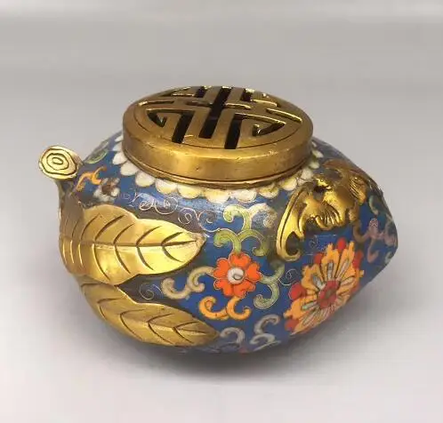 Chinese Pure Brass Carving Flower Cloisonne Leaf Incense Burner Hollow Out Censer Home Decoration
Chinese Pure Brass Carving Flower Cloisonne Leaf Incense Burner Hollow Out Censer Home Decoration