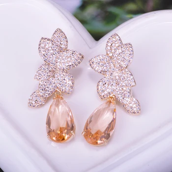 VERY GIRL Luxury Water Drop Stone Earrings CZ Stone Leaf Shaped Earrings Women Fashion Wedding Jewelry 
VERY GIRL Luxury Water Drop Stone Earrings CZ Stone Leaf Shaped Earrings Women Fashion Wedding Jewelry