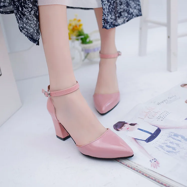 2018 Spring And Summer New Style Korean-style Shoes Kitten Heels Chunky Heel Pointed Hallow A- line Buckle Rome Contact
2018 Spring And Summer New Style Korean-style Shoes Kitten Heels Chunky Heel Pointed Hallow A- line Buckle Rome Contact