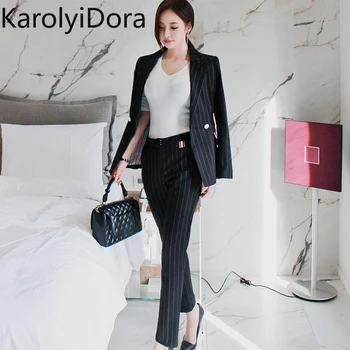 2019Autumn and winter new Korean temperament double-breasted striped suit jacket fashion pants professional suit
2019Autumn and winter new Korean temperament double-breasted striped suit jacket fashion pants professional suit