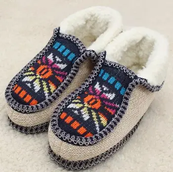 YEELOCA 2020 Winter Warm Plush Slippers Print Knitted Home Slippers Soft Bottom Cotton Women Slippers ZX0054
YEELOCA 2020 Winter Warm Plush Slippers Print Knitted Home Slippers Soft Bottom Cotton Women Slippers ZX0054