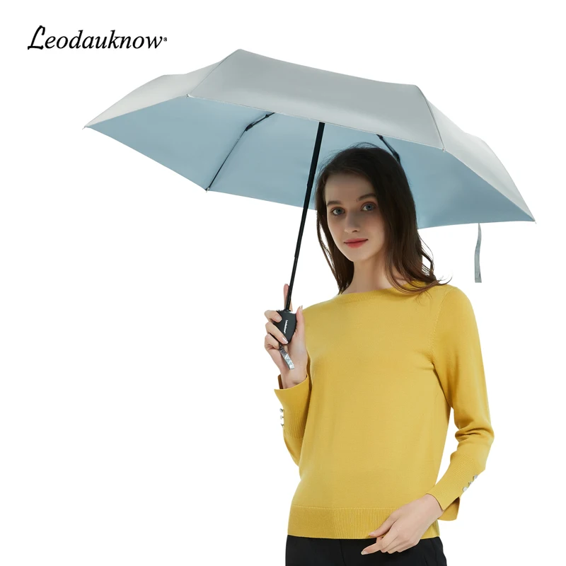 Leodauknow Men's business oversize double umbrellas fold ten bones to reinforce the wind protection.
Leodauknow Men's business oversize double umbrellas fold ten bones to reinforce the wind protection.
