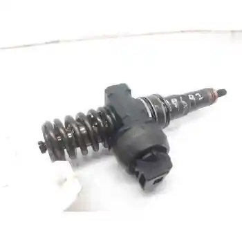 038130073AG INJECTOR SKODA OCTAVIA SALOON (1U2) 
038130073AG INJECTOR SKODA OCTAVIA SALOON (1U2)