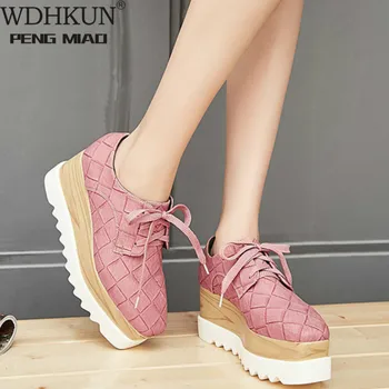 Spring Women Platform Shoes Woman Brogue Patent Leather Flats Lace Up Footwear Female Flat Oxford Shoes for Women 35-40
Spring Women Platform Shoes Woman Brogue Patent Leather Flats Lace Up Footwear Female Flat Oxford Shoes for Women 35-40