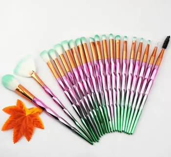 Bright color high quality,soft and comfortable strong powder grasping and it can be used for full face beautiful makeup brush
Bright color high quality,soft and comfortable strong powder grasping and it can be used for full face beautiful makeup brush