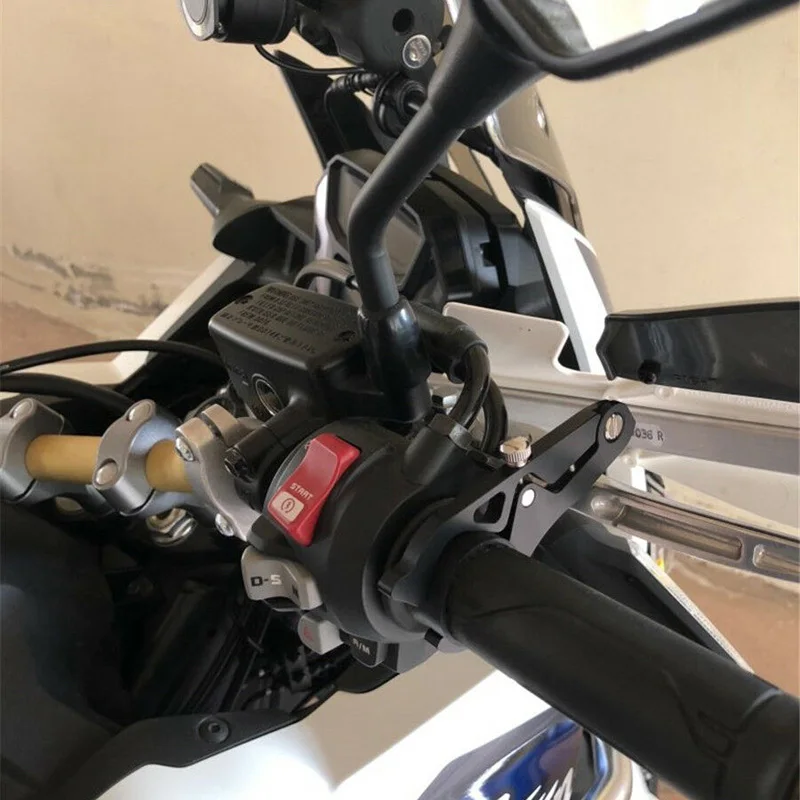 1pc Universal Motorcycle Cruise Control Throttle Lock 135x45x6.4mm High Quality Black CNC Throttle Lock Assist Retainer Grip
1pc Universal Motorcycle Cruise Control Throttle Lock 135x45x6.4mm High Quality Black CNC Throttle Lock Assist Retainer Grip