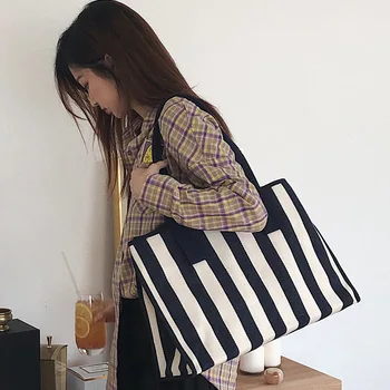 Korean Style Simple Multi-functional Waterproof Large Capacity High Quality Shopping Bag Diaper Bag One Shoulder Canvas Bag
Korean Style Simple Multi-functional Waterproof Large Capacity High Quality Shopping Bag Diaper Bag One Shoulder Canvas Bag