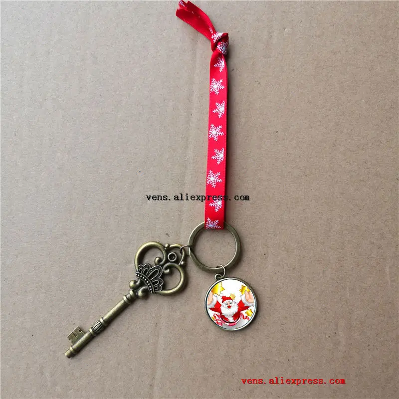 sublimation christmas santa claus key with red snow rope hot transfer printing blank two-sided printing material 15pcs/lot
sublimation christmas santa claus key with red snow rope hot transfer printing blank two-sided printing material 15pcs/lot