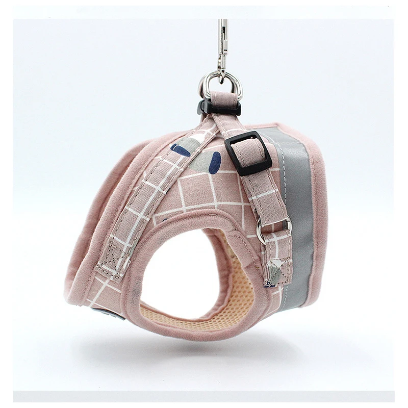 2020 Pet Dog Vest Harness Leash Adjustable Reflective Mesh Vest Dog Harness Collar Chest Strap with Traction Rope
2020 Pet Dog Vest Harness Leash Adjustable Reflective Mesh Vest Dog Harness Collar Chest Strap with Traction Rope