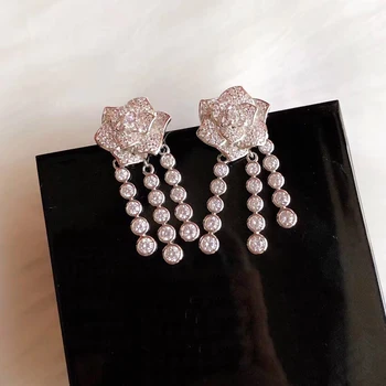 Fashion Jewelry 925 Sterling Earrings White Crystal Tassel Design Rose Flower Earrings Top Quality Fashion Party Women Jewelry
Fashion Jewelry 925 Sterling Earrings White Crystal Tassel Design Rose Flower Earrings Top Quality Fashion Party Women Jewelry