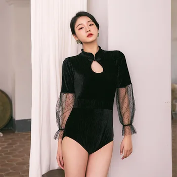 Swimsuit Woman One Piece Swim Suit Bathing Sports Women's Beach Suits 2020 Velvet Women Sexy Backless Long Sleeve Cover Hot Red
Swimsuit Woman One Piece Swim Suit Bathing Sports Women's Beach Suits 2020 Velvet Women Sexy Backless Long Sleeve Cover Hot Red