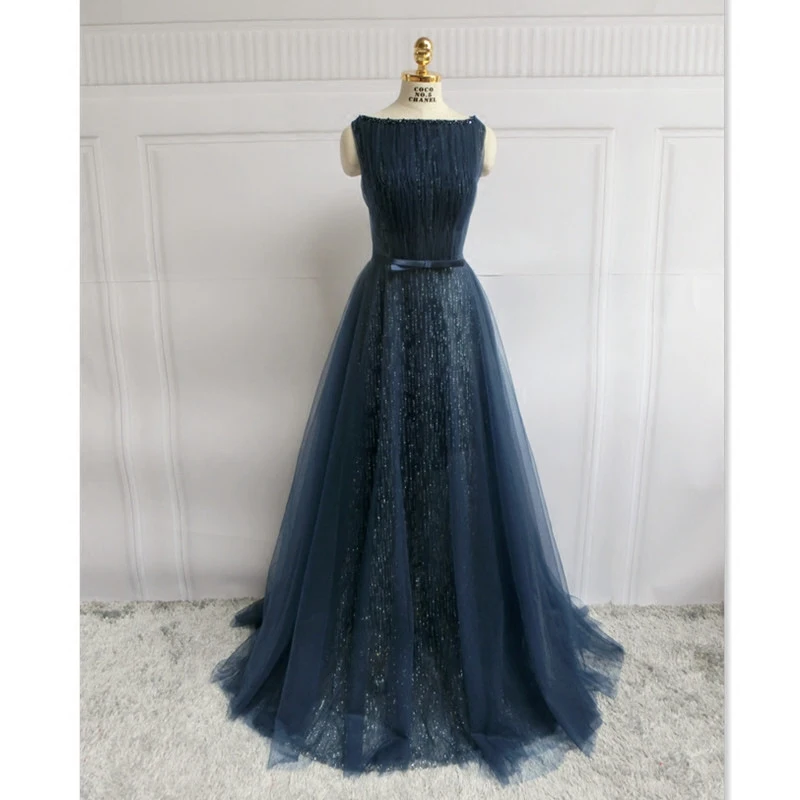 Navy Blue Lace Tulle Evening Dress Floor Length with A small train Shining Sequins Fabric Prom Gowns Real Pictures
Navy Blue Lace Tulle Evening Dress Floor Length with A small train Shining Sequins Fabric Prom Gowns Real Pictures