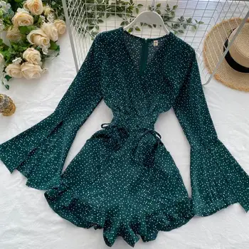 2020 New Beach Skirt Pants Seaside Holiday Jumpsuit Female Fashion Trumpet Sleeves Waist Waist Was Thin Wave Dot Dress G1481
2020 New Beach Skirt Pants Seaside Holiday Jumpsuit Female Fashion Trumpet Sleeves Waist Waist Was Thin Wave Dot Dress G1481