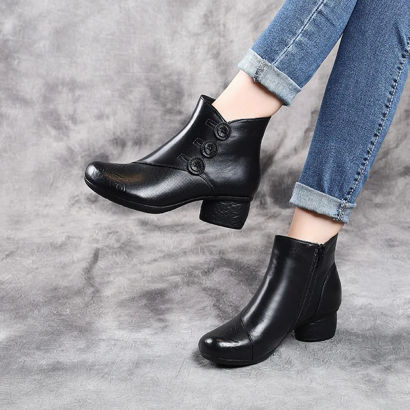 2019 Autumn And Winter New Style WOMEN'S Genuine Leather Boots Embossed Retro National Wind Semi-high Heeled Short Boots round-T
2019 Autumn And Winter New Style WOMEN'S Genuine Leather Boots Embossed Retro National Wind Semi-high Heeled Short Boots round-T