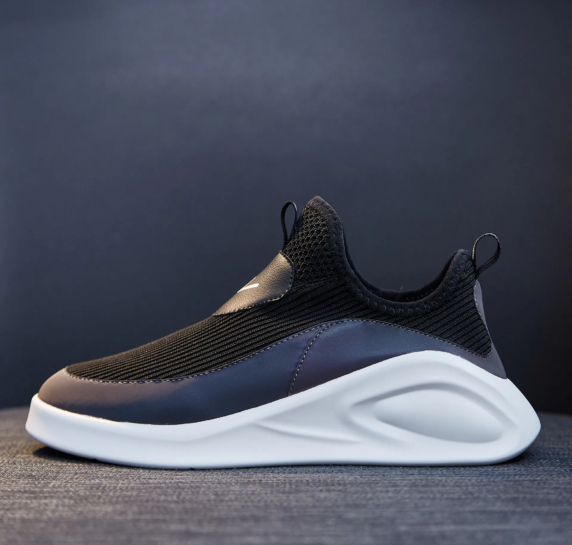 New Women's Vulcanized Shoes Fashion Wild Casual Sports Shoes Women Comfortable Breathable Mesh Women's Shoes Sneakers Women
New Women's Vulcanized Shoes Fashion Wild Casual Sports Shoes Women Comfortable Breathable Mesh Women's Shoes Sneakers Women