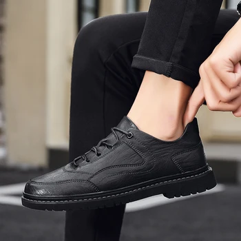 Leather High Quality Men Shoes lace up oxfords Casual Daily Trendy outdoor fashion Sneakers Mens Black Comfortable Footwear 
Leather High Quality Men Shoes lace up oxfords Casual Daily Trendy outdoor fashion Sneakers Mens Black Comfortable Footwear