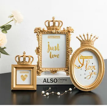European Gold Crown Photo Frame Vintage Resin Picture Frame Desktop 3/6/7 Inch Photo Holder Living Room Wedding Decoration Craft 
European Gold Crown Photo Frame Vintage Resin Picture Frame Desktop 3/6/7 Inch Photo Holder Living Room Wedding Decoration Craft