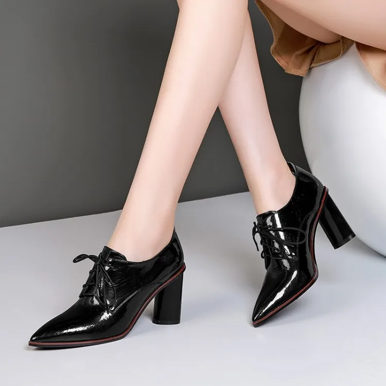 Fashion Spring And Autumn New Style Full-grain Leather Lace up Front Solid Color Chunky High Heel Casual Versatile Deep Mouth Fa
Fashion Spring And Autumn New Style Full-grain Leather Lace up Front Solid Color Chunky High Heel Casual Versatile Deep Mouth Fa