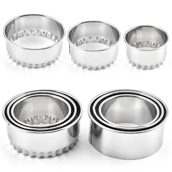 3Pcs Round/Flower Shaped Dough Cutting Tool Kitchen Gadgets Stainless Steel Dumplings Cutter Portable Dumplings Wrappers Molds 
3Pcs Round/Flower Shaped Dough Cutting Tool Kitchen Gadgets Stainless Steel Dumplings Cutter Portable Dumplings Wrappers Molds