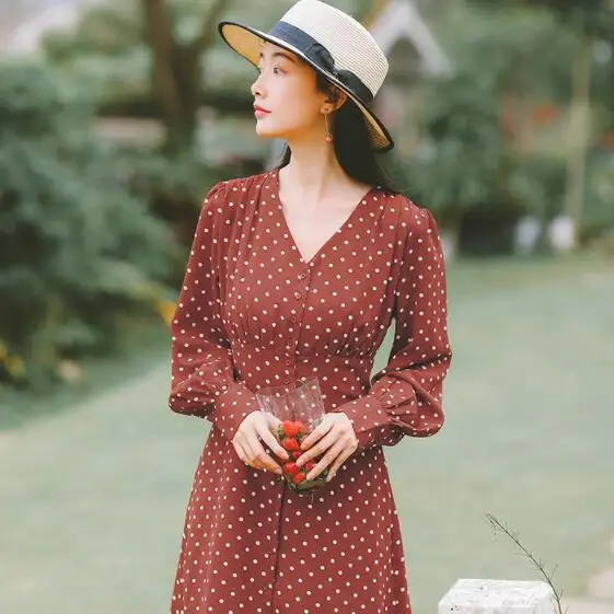 Japanese Mori Girl Dress Autumn Red Retro Vestidos Women V-Neck Long Sleeved Red Polka Dot Long Chiffon Dresses
Japanese Mori Girl Dress Autumn Red Retro Vestidos Women V-Neck Long Sleeved Red Polka Dot Long Chiffon Dresses