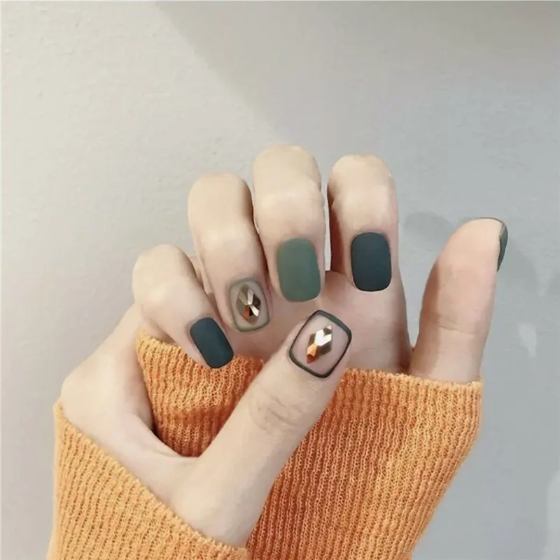 24pcs Fake Nails Forest Green Diamond Ins Artificial Multiple Colors Pointed Bridal False Nails Self-sticking Tips Sticker
24pcs Fake Nails Forest Green Diamond Ins Artificial Multiple Colors Pointed Bridal False Nails Self-sticking Tips Sticker