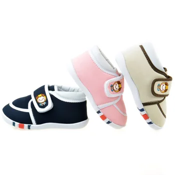 2020 new baby boys girl Toddler shoes Comfortable soft Light Anti-slippery Functional shoes Learn to walk Canvas shoes spring
2020 new baby boys girl Toddler shoes Comfortable soft Light Anti-slippery Functional shoes Learn to walk Canvas shoes spring