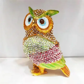 Metal Alloy Inlay Crystal Owl Jewel Case Creative Bedroom Bedside Table Art&Craft Storage Box Home Decoration Accessories X4403
Metal Alloy Inlay Crystal Owl Jewel Case Creative Bedroom Bedside Table Art&Craft Storage Box Home Decoration Accessories X4403