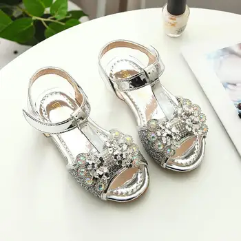 Summer Baby Girls Patent Leather Soft Soled Non-Slip Shoes New Arrival
Summer Baby Girls Patent Leather Soft Soled Non-Slip Shoes New Arrival