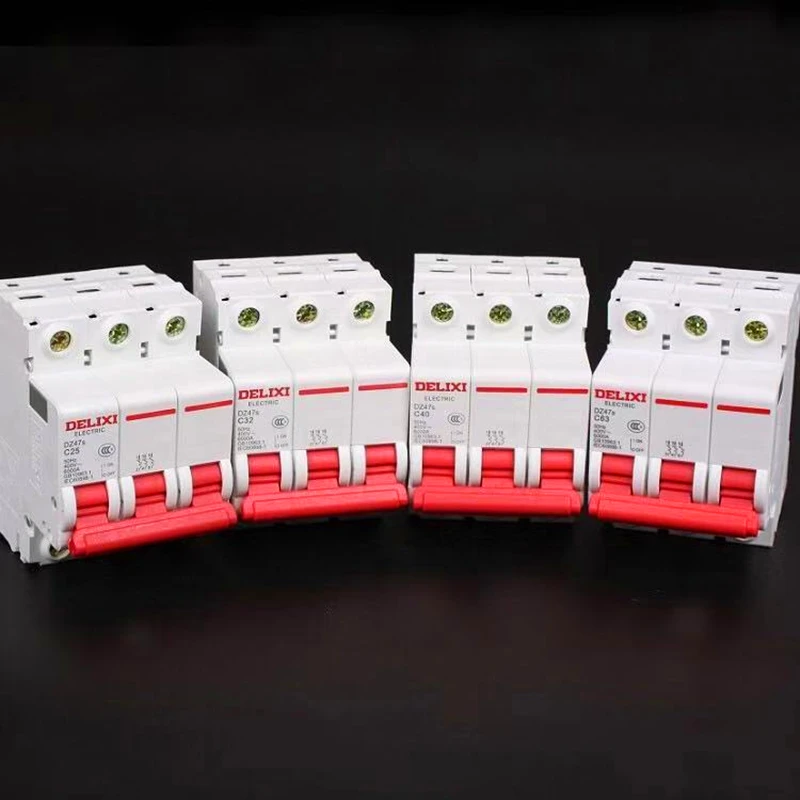 O mcb diminuto DZ47s do disjuntor delixi interruptor de ar3polo "c" curvers 1a-63a 1a 2a 3a 5a 6a 10a 16a 20a 25a 32a 40a 50a
O mcb diminuto DZ47s do disjuntor delixi interruptor de ar3polo "c" curvers 1a-63a 1a 2a 3a 5a 6a 10a 16a 20a 25a 32a 40a 50a