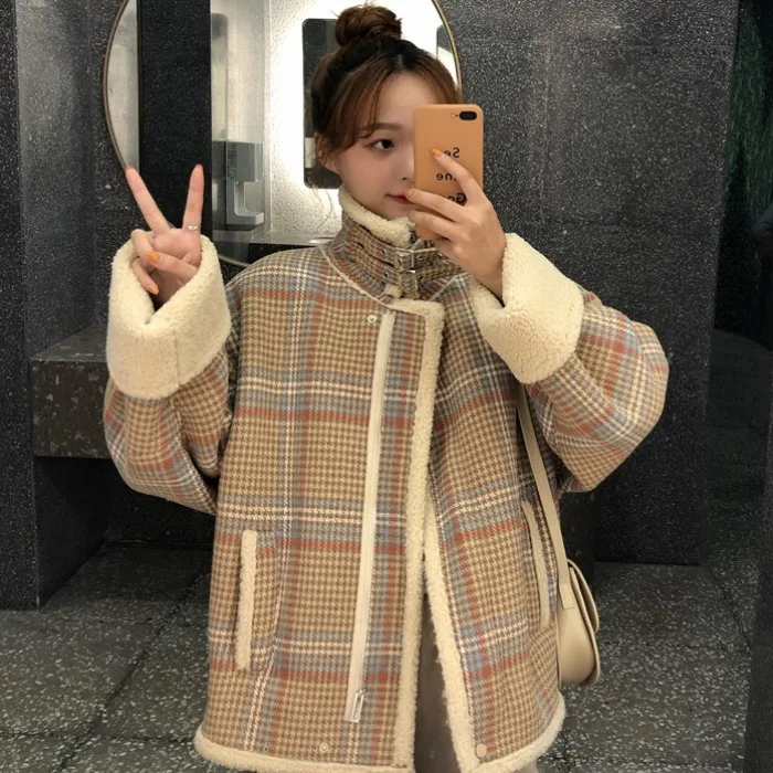 Autumn And Winter Loose-Fit Women Coat 2019 New Style Harajuku-Style Coat Long Sleeve Plaid Faux Lambswool Students Convention 1
Autumn And Winter Loose-Fit Women Coat 2019 New Style Harajuku-Style Coat Long Sleeve Plaid Faux Lambswool Students Convention 1