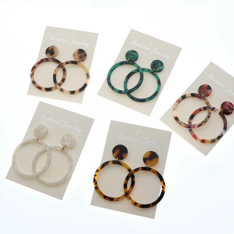 Big Acrylic Circle Earrings for Women Resin Bohemian Statement Earring Colored Leopard Drop Acetate Earring 2020 Fashion Jewelry
Big Acrylic Circle Earrings for Women Resin Bohemian Statement Earring Colored Leopard Drop Acetate Earring 2020 Fashion Jewelry