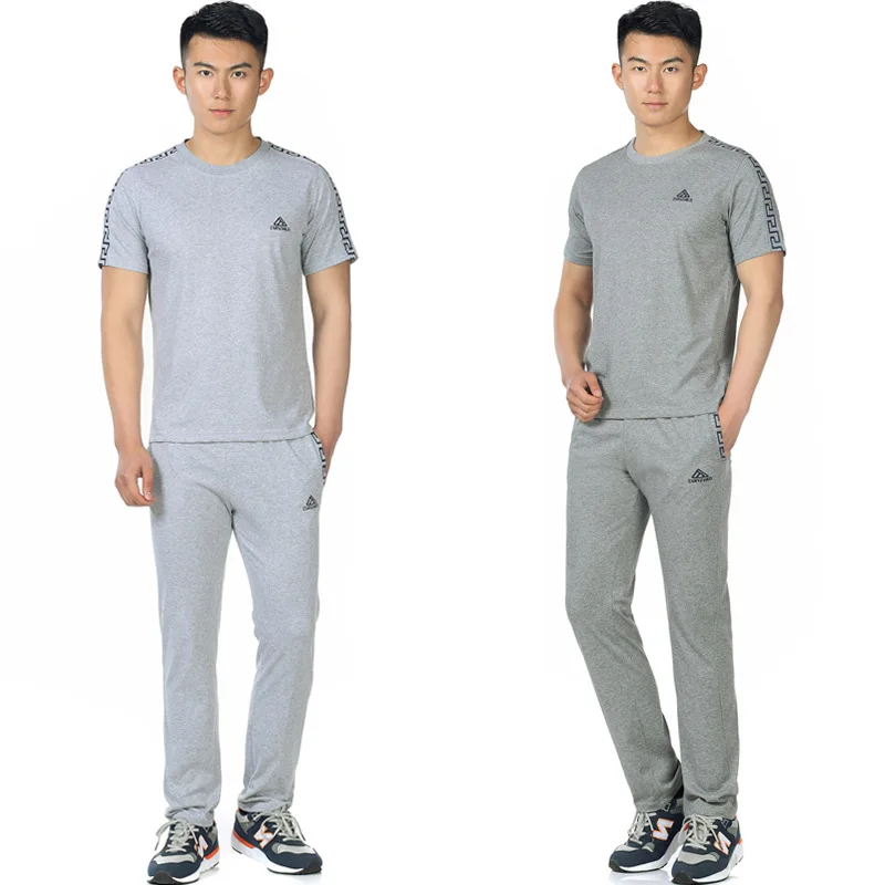 Summer Middle-aged Sports Clothing Set Men's Summer Short Sleeve Trousers Middle-aged Daddy Clothes Casual Jogging Suits
Summer Middle-aged Sports Clothing Set Men's Summer Short Sleeve Trousers Middle-aged Daddy Clothes Casual Jogging Suits
