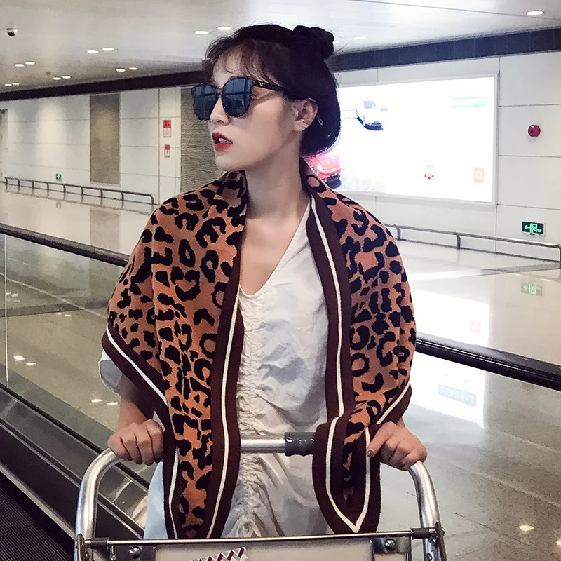 New Leopard-print Triangular Scarf Shawl Scarf Female Autumn and Winter 145*70CM Korean Version Wool Knitted Neck Cashmere
New Leopard-print Triangular Scarf Shawl Scarf Female Autumn and Winter 145*70CM Korean Version Wool Knitted Neck Cashmere