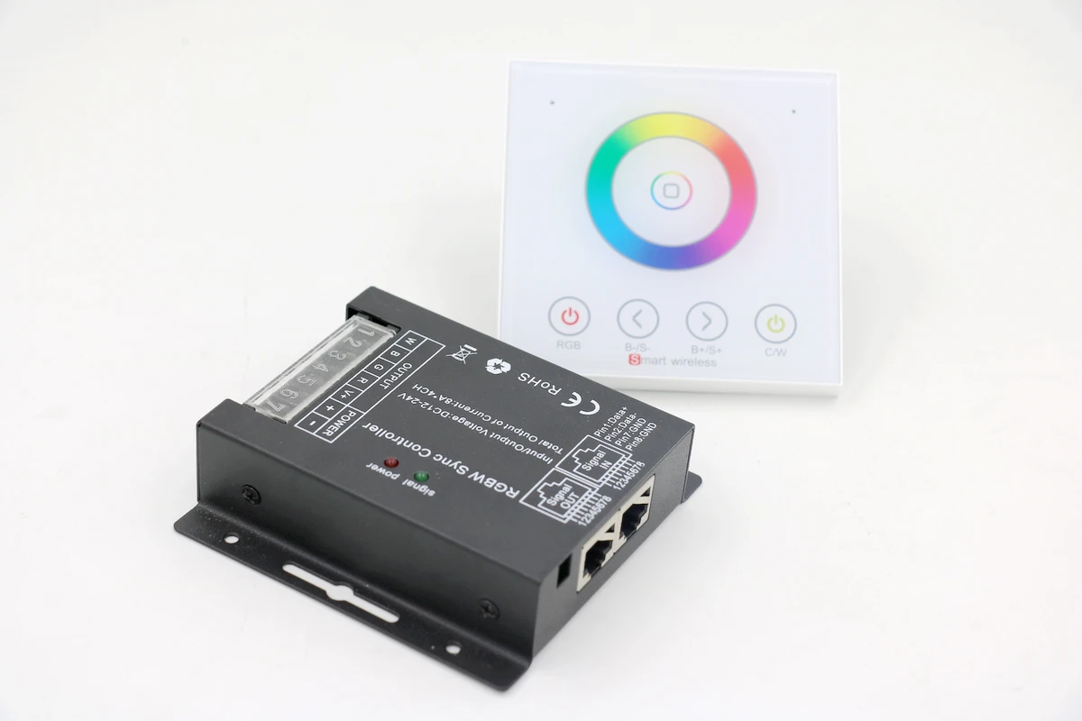 RGBW RF controller KNL-LC-SZ600-WP86-RGBW