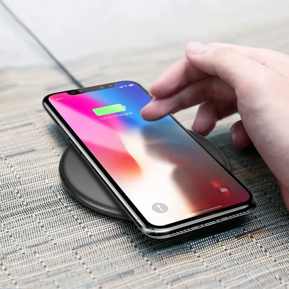 Qi Wireless Charger for iPhone 11 pro max xs xr X 8 Plus Metal Glass Fast Wireless Charging Pad for Samsung s10 s9 s8 charger
Qi Wireless Charger for iPhone 11 pro max xs xr X 8 Plus Metal Glass Fast Wireless Charging Pad for Samsung s10 s9 s8 charger