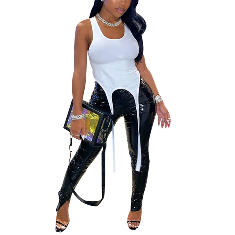 Women Summer Tank Tops Adults Sleeveless Solid Color U-shaped Neck Camisole with Straps Sexy Tops Short Top Crop Top Femme
Women Summer Tank Tops Adults Sleeveless Solid Color U-shaped Neck Camisole with Straps Sexy Tops Short Top Crop Top Femme