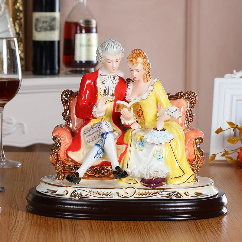 Wedding Gift European Luxury Ceramic Sculptures Couple Ornament Home Livingroom Table Figurines Crafts Office Statues Decoration
Wedding Gift European Luxury Ceramic Sculptures Couple Ornament Home Livingroom Table Figurines Crafts Office Statues Decoration