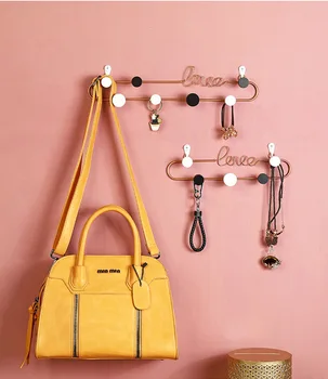 1PC Letter Metal Gold Hooks Coat Rack Wall Bag Handbag Hanger Decoration Fitting Room Bedroom Clothes Scarf Coat Key Hook QA 222
1PC Letter Metal Gold Hooks Coat Rack Wall Bag Handbag Hanger Decoration Fitting Room Bedroom Clothes Scarf Coat Key Hook QA 222