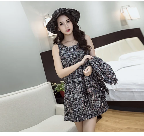 Aihuyigui 2019 Autumn Winter New Small Fragrance Beaded Tweed Short Coat 2 Piece + Sleeveless Tank Vest Dress Two-piece Dr701
Aihuyigui 2019 Autumn Winter New Small Fragrance Beaded Tweed Short Coat 2 Piece + Sleeveless Tank Vest Dress Two-piece Dr701