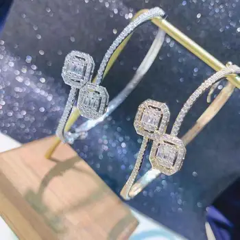 HIBRIDE Shining AAA+ Zircoina Bangle for Woman Dress Trendy Exquisite Micro Pave CZ Crystal Bracelet Bangle Party Gift B-31 
HIBRIDE Shining AAA+ Zircoina Bangle for Woman Dress Trendy Exquisite Micro Pave CZ Crystal Bracelet Bangle Party Gift B-31