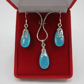 lady's noble blue Natural jade waterdrop pendant & earrings jewelry set for anniverary and party
lady's noble blue Natural jade waterdrop pendant & earrings jewelry set for anniverary and party