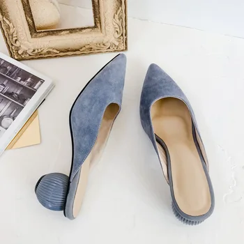 Genuine Leather Pointed-Toe Semi-high Heeled Sandals yi xing gen Candy Color Female Slippers
Genuine Leather Pointed-Toe Semi-high Heeled Sandals yi xing gen Candy Color Female Slippers