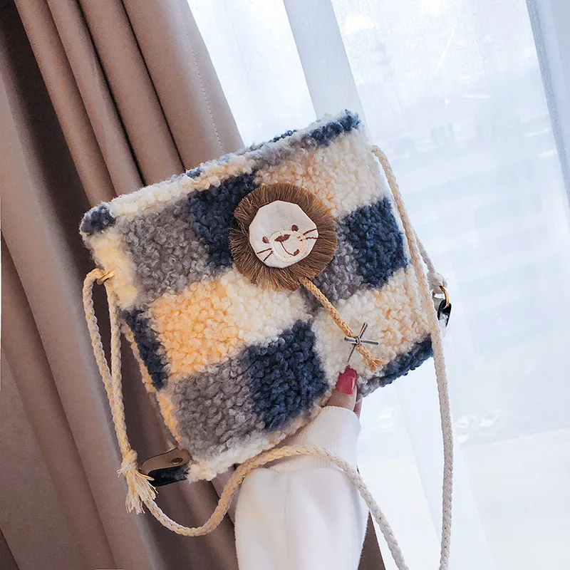 Winter France Non-mainstream Bag WOMEN'S Bag New Style 2020 Lambs Wool Plush Shoulder Bag Women's Versatile INS xiao qiao bao
Winter France Non-mainstream Bag WOMEN'S Bag New Style 2020 Lambs Wool Plush Shoulder Bag Women's Versatile INS xiao qiao bao