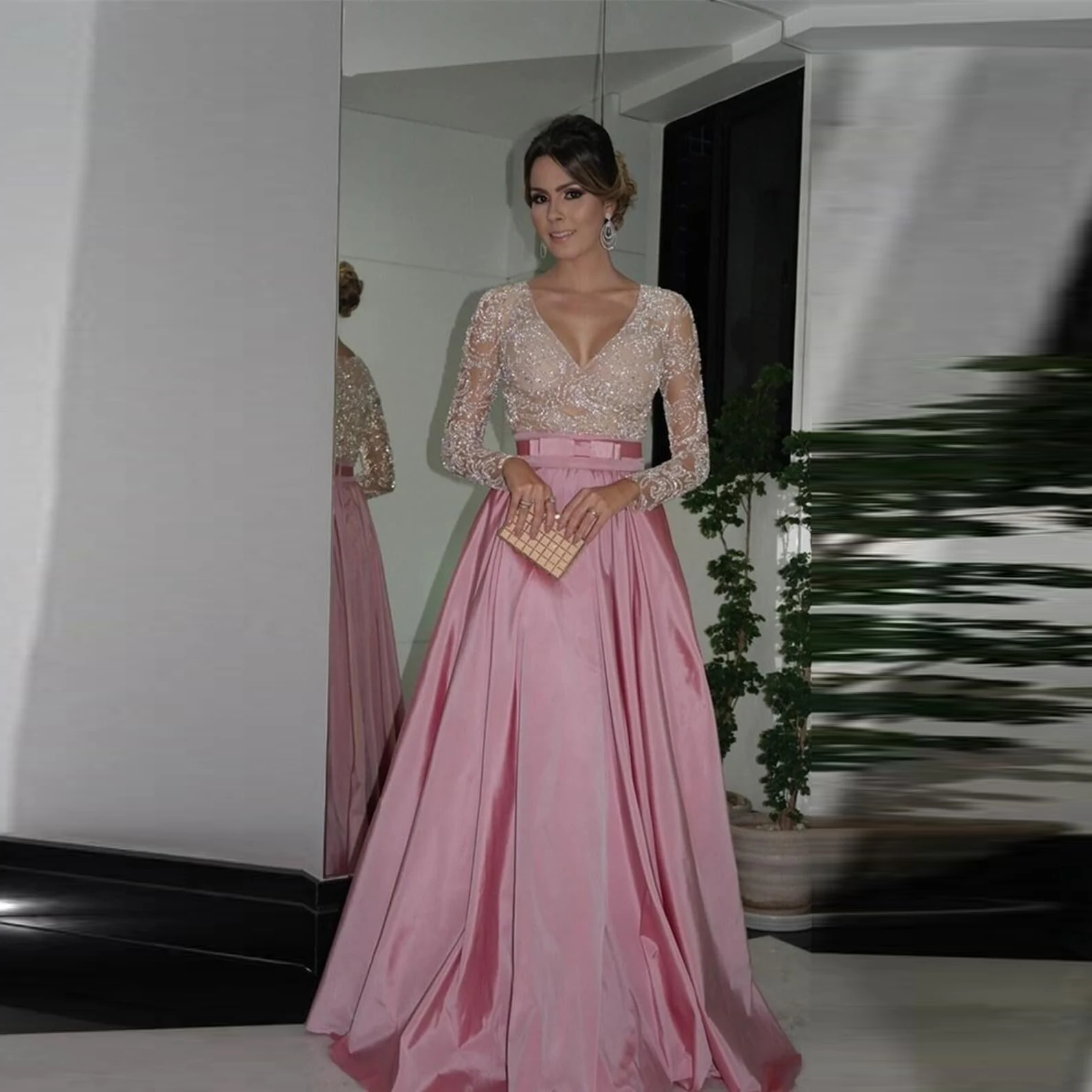 Elegant Evening Party Dress Beaded vestido longo robe de soiree Pink Evening Gowns Long Illusion Formal Dress Pageant Dress
Elegant Evening Party Dress Beaded vestido longo robe de soiree Pink Evening Gowns Long Illusion Formal Dress Pageant Dress