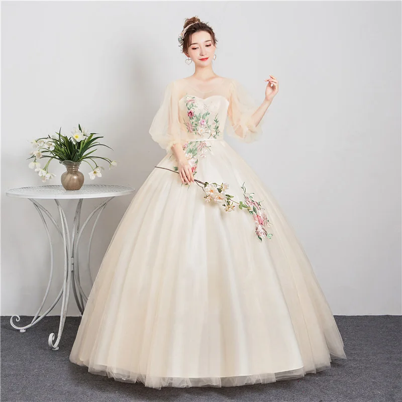 Vestidos Gown 2020 New Praty Prom Three Quarter Sleeve Sexy V-neck Ball Gown Sweet Floral Print Quinceanera Dresses Robe De Bal 
Vestidos Gown 2020 New Praty Prom Three Quarter Sleeve Sexy V-neck Ball Gown Sweet Floral Print Quinceanera Dresses Robe De Bal